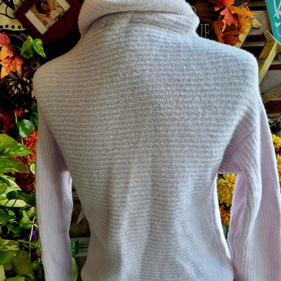 Daily Ritual Blush Cardigan - Picture 4 of 9